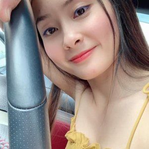 Meet your Posher, Nhung